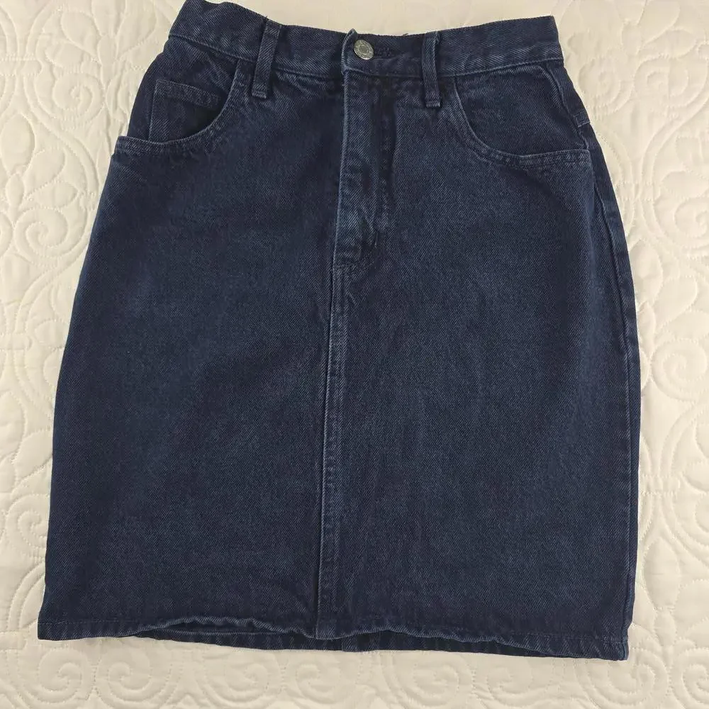 Vintage 1990's Dark Blue Denim Guess Skirt size 27 - Picture 3 of 10